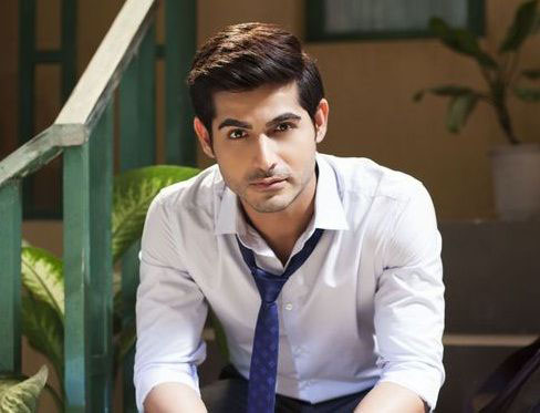 Omkar Kapoor gets friends for life with 