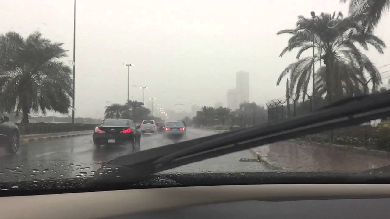 Scattered, thunderous rain expected in some areas; Mangaf tunnel  will be closed in a precautionary measure.