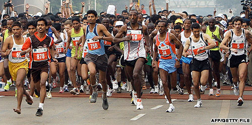 Glory, glitter and glam at Mumbai marathon