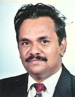 Dr Nandakumar  Moorkath honored as One of The 100 Distinguished Alumni by CNN  Group of Schools