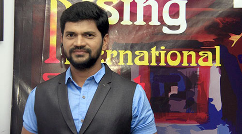 Marathi filmmaker found dead, posts 