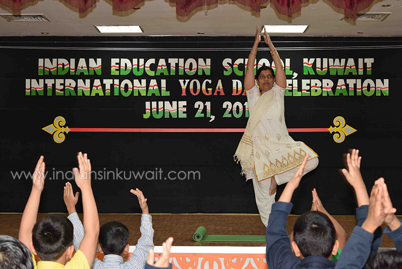 IES plunges in Yoga Day celebrations-2019