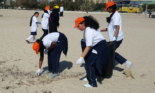 Bhavanites take part in beach clean-up drive
