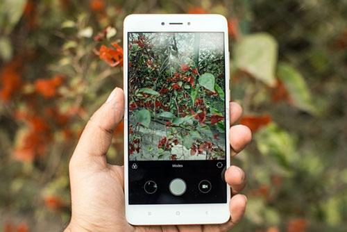 Xiaomi announces 3 new smartphone plants, key component unit in India