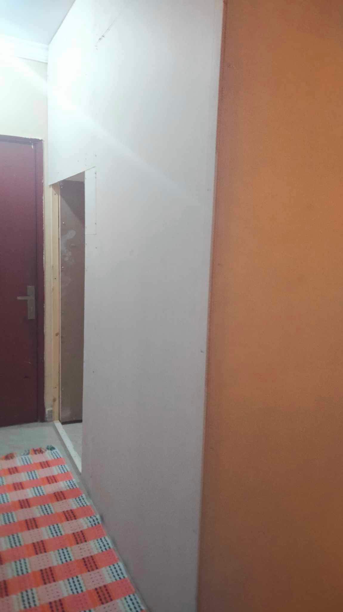 Kuwait buy & sell Classifieds Partition Room available..