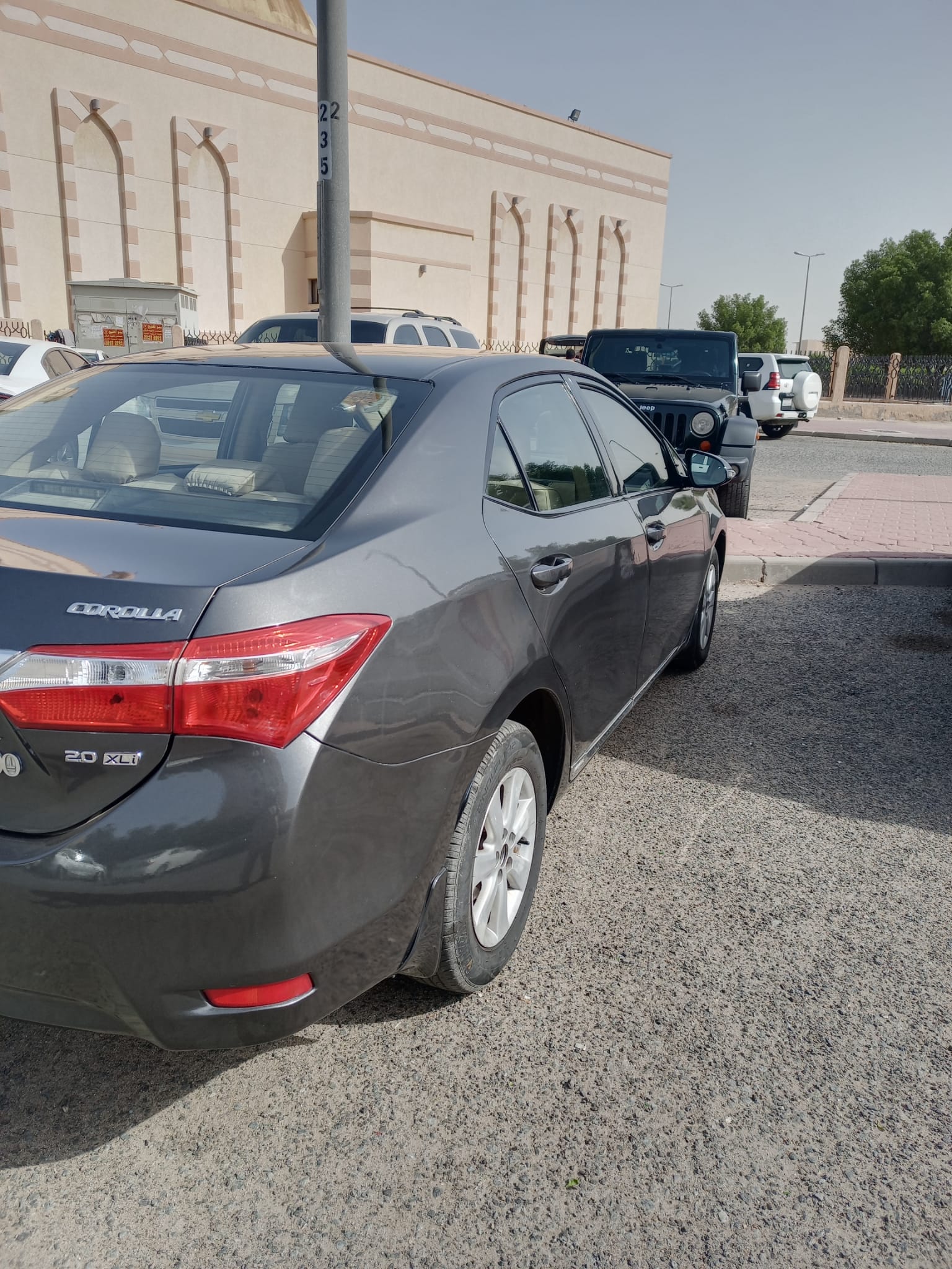 Toyota Corolla 2015   (2.0 CC )