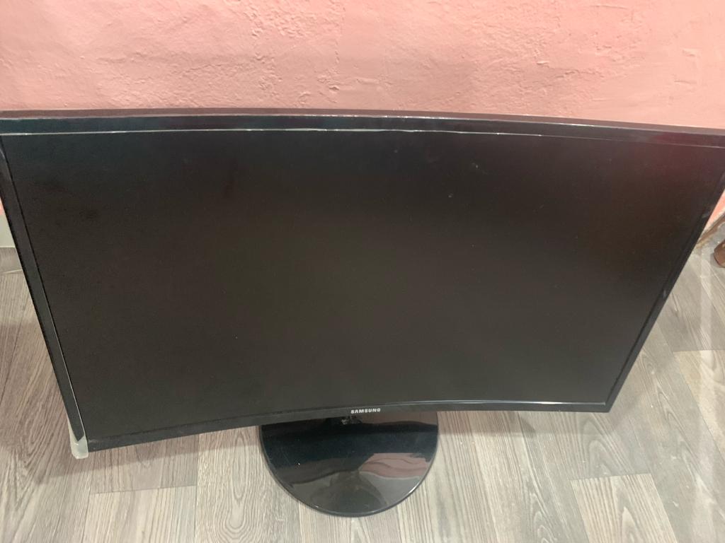 F&D AUDIO SYSTEM & SAMSUNG GAMEING MONITER FOR SALE
