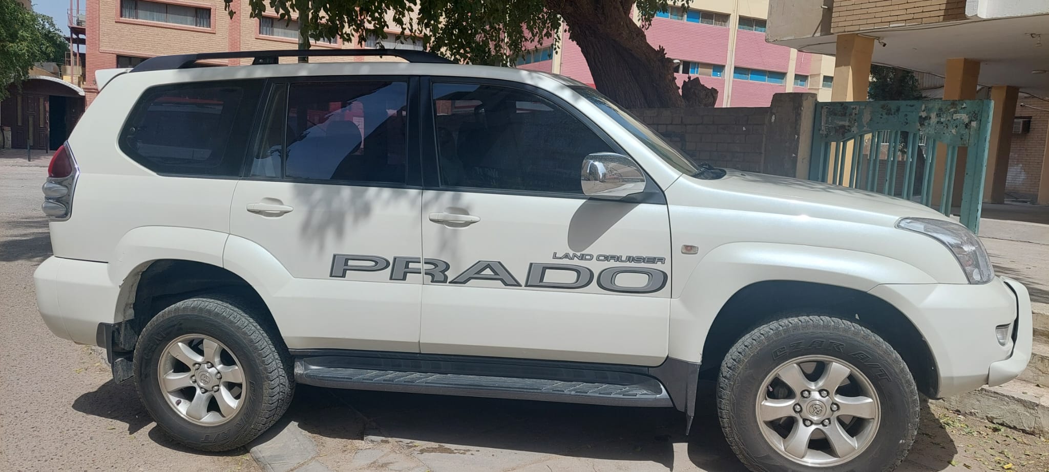 WELL MAINTAINED 2008 PRADO 4 cylinder