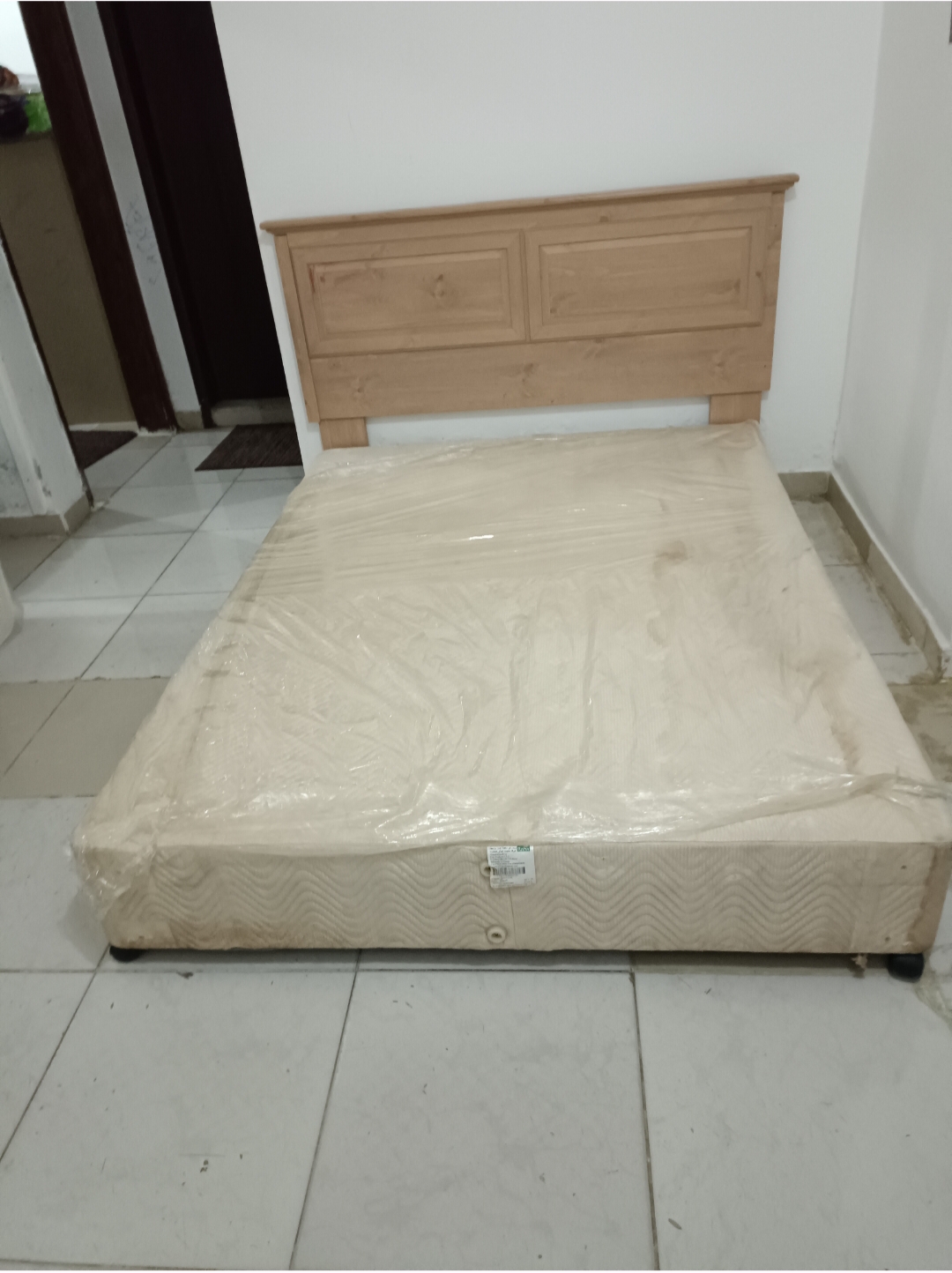 Queen size bed with medicated mattress