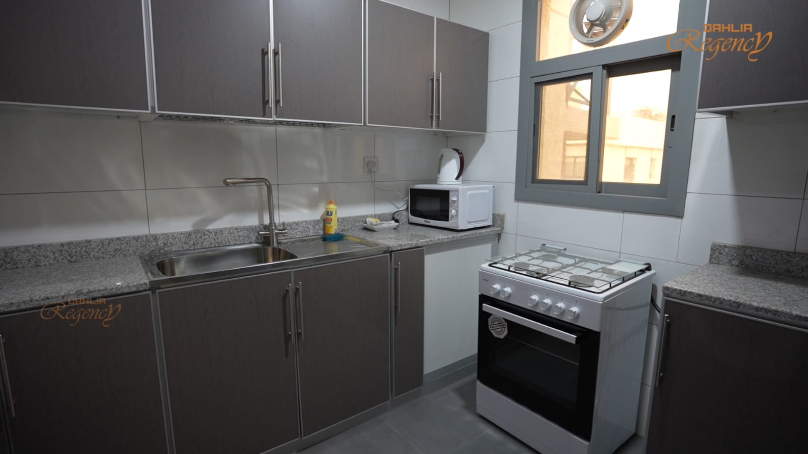 VACATION FULLY FURNISHED APARTMENT AVAILABLE FOR RENT PRIME LOCATION IN FARWANIYA WEEKLY AND MONTHLY