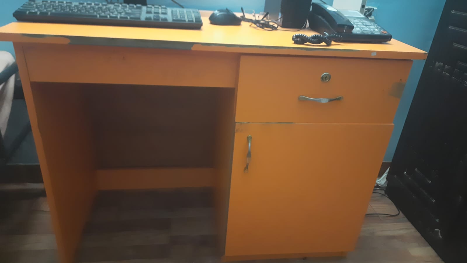 Wooden study table for sale
