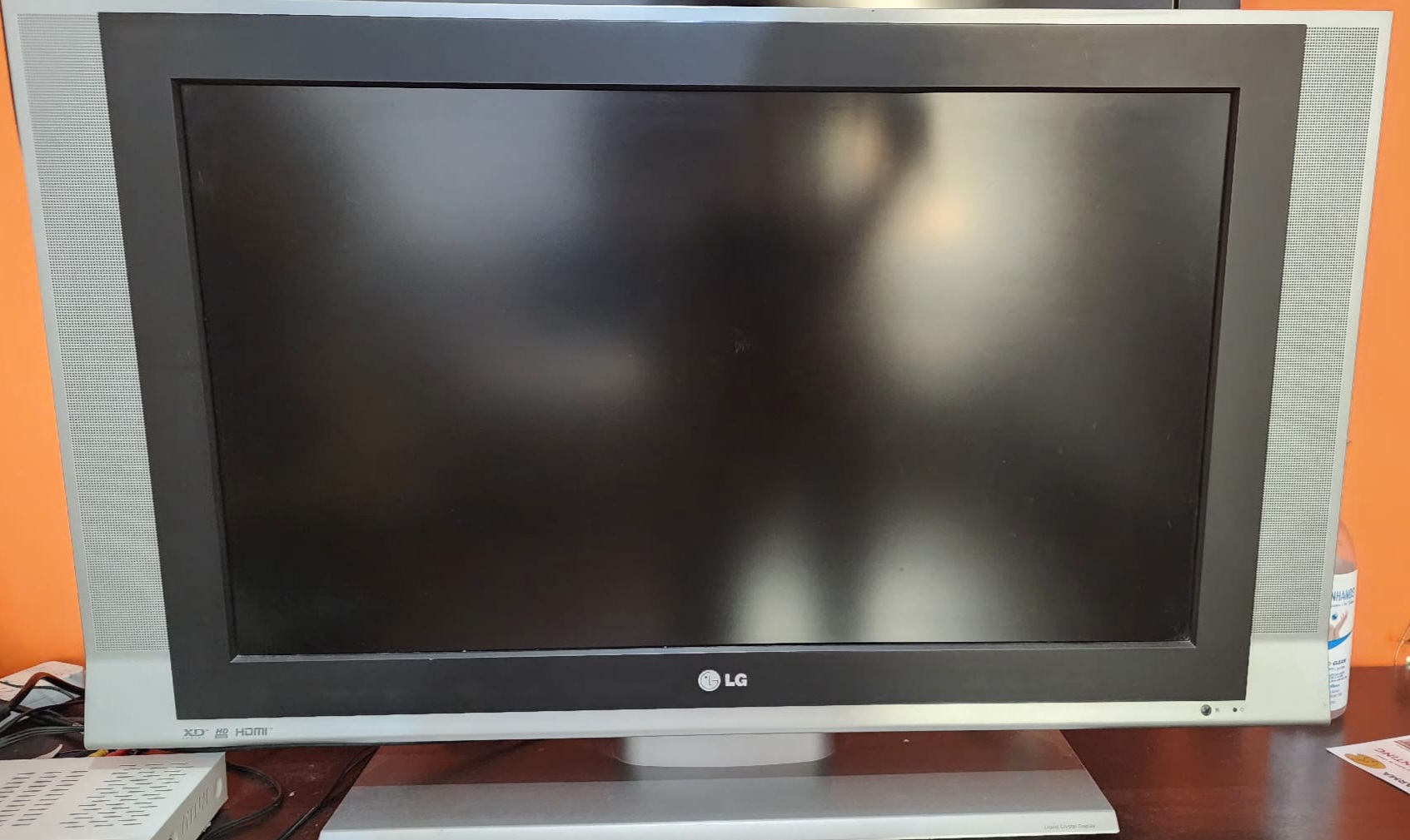 LG TV for sale 32 inch 