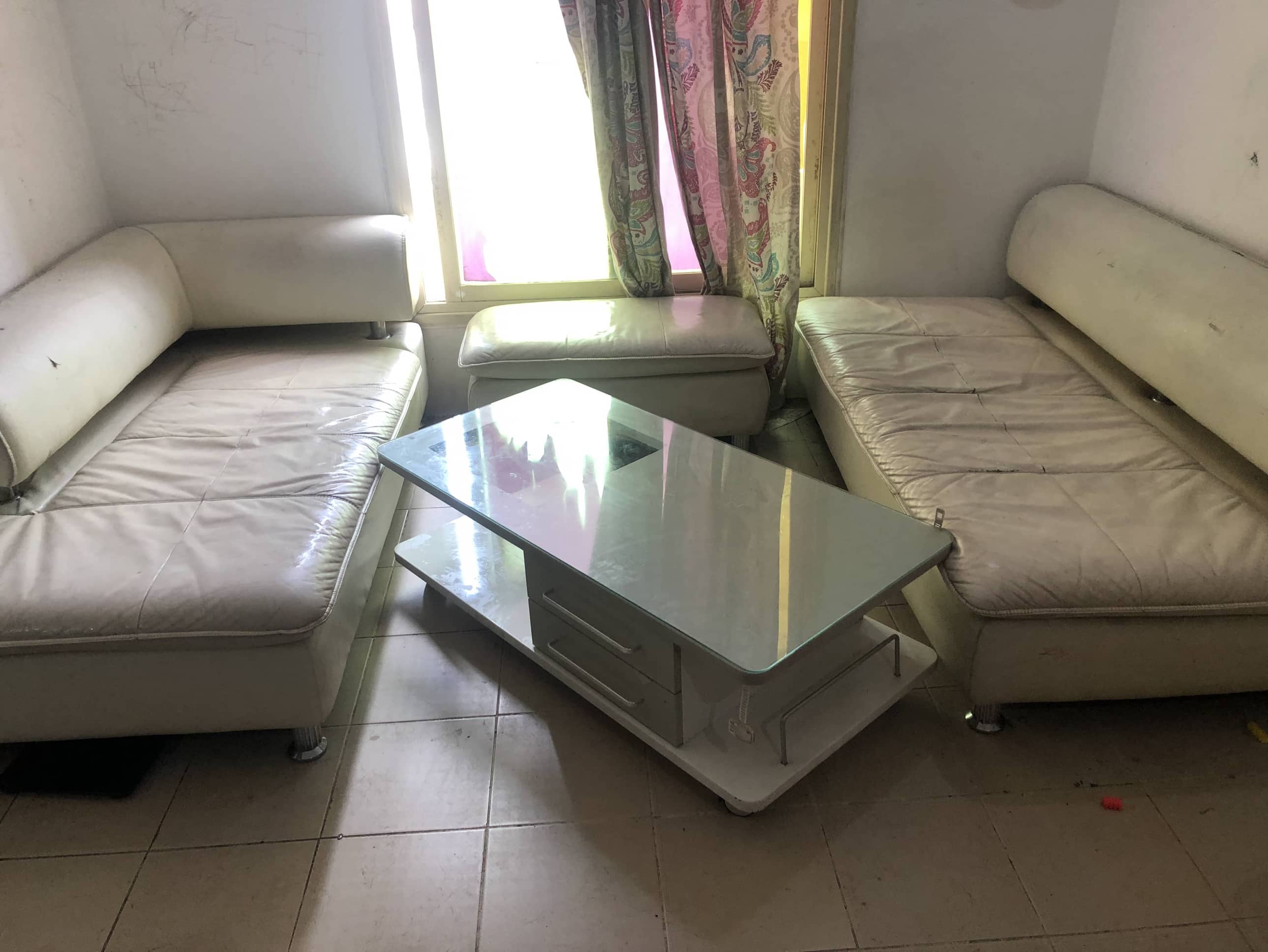 Moving from Kuwait home furnisher for sale 