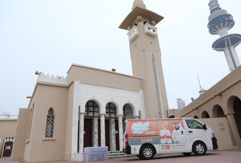 Kuwait Food Bank launch free drinking water project to on-site workers