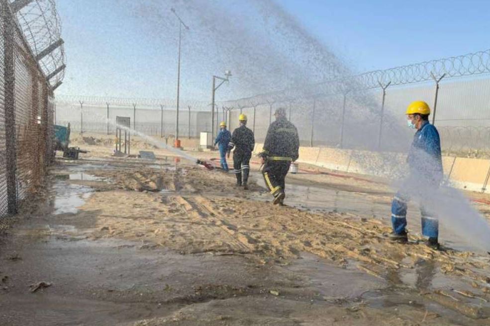 Two oil workers slightly injured in "limited" fire in KOC Burgan oil field