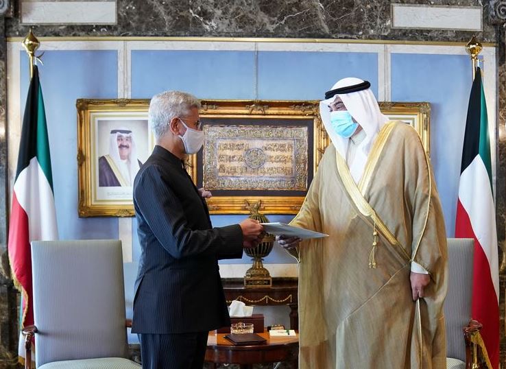 EAM Dr S Jaishankar met Kuwait Prime Minister HH Sheikh Sabah Khaled Al-Hamad Al-Sabah; Handed over Modi