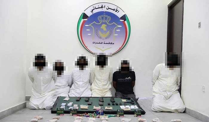 Six member gang arrested for trafficking narcotic substances to the country