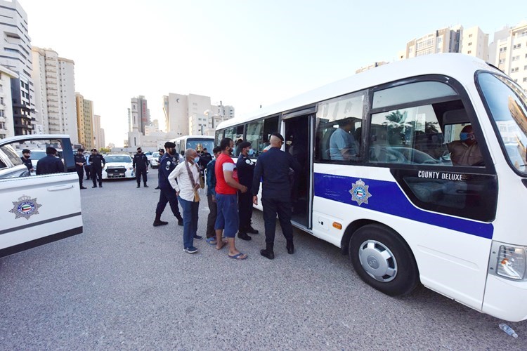 96 arrested  for residency violation in security campaign at  Bneid Al-Gar
