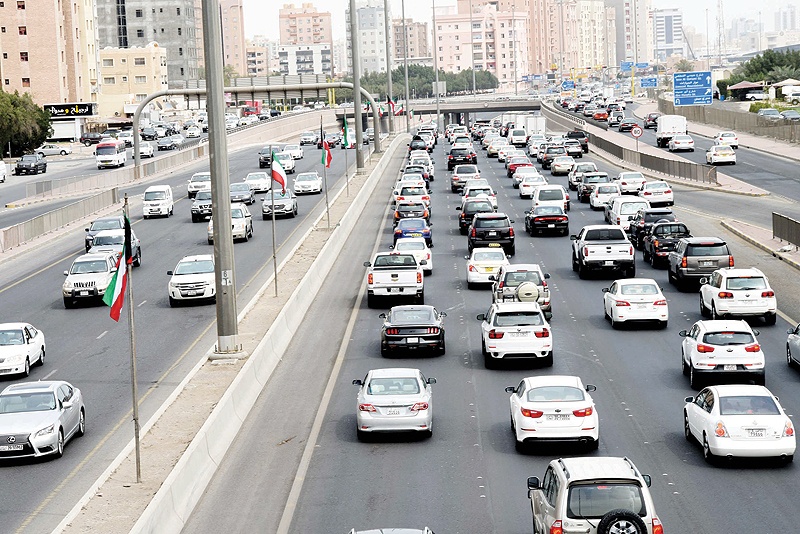 Safety lane on Fahaheel Expressway closed from today