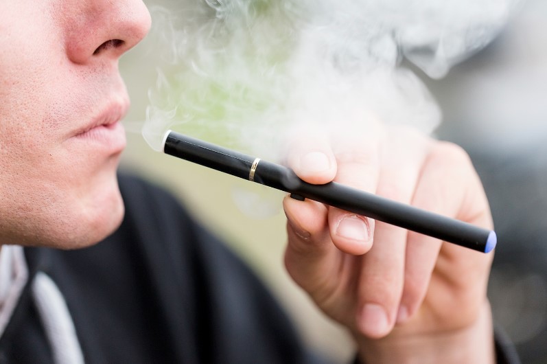 100% tax on e-cigs starting from Jan 1 2023