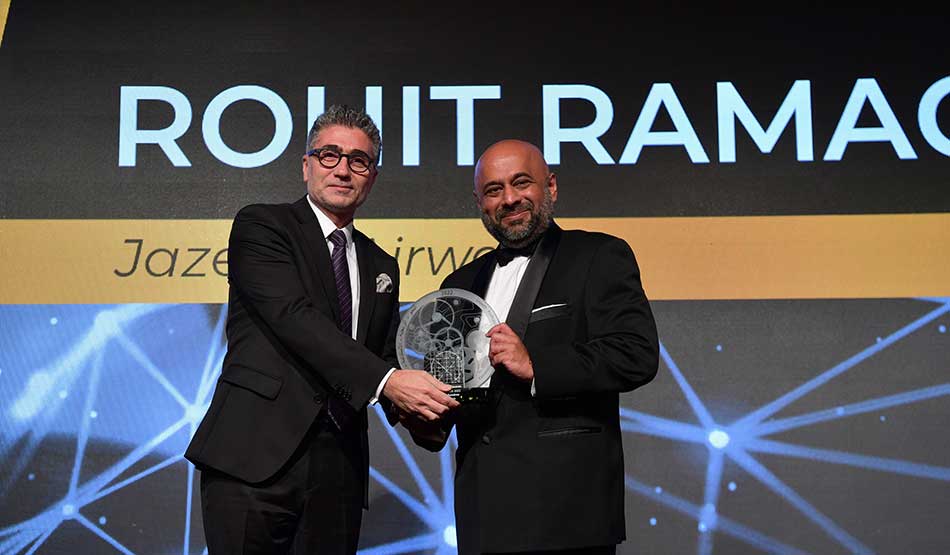 Jazeera Airways CEO Rohit Ramachandran receives Top CEO Award