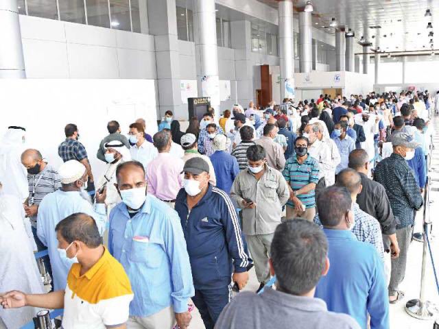  Large turnout for vaccination on  Eid al-Adha