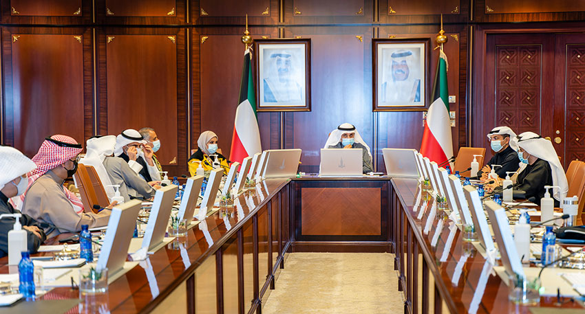 Kuwaiti authority urges stricter adherence to anti-covid precautions