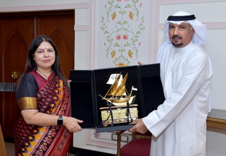 Indian State Minister for Foreign Affairs hails strong India-Kuwait relations