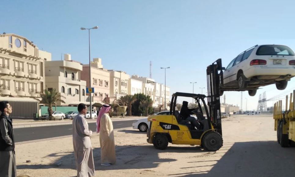 Hawalli Municipality removed 215 abandoned cars in December