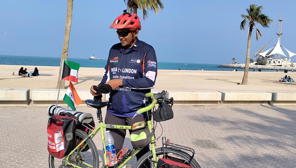 From India to London via 35 countries, Fayis reach Kuwait on bicycle