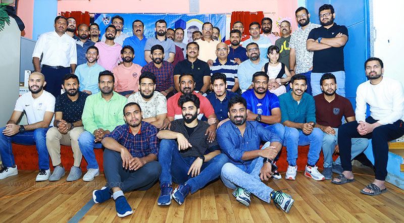 Kuwait Indians Accord Warm Farewell to Noushad