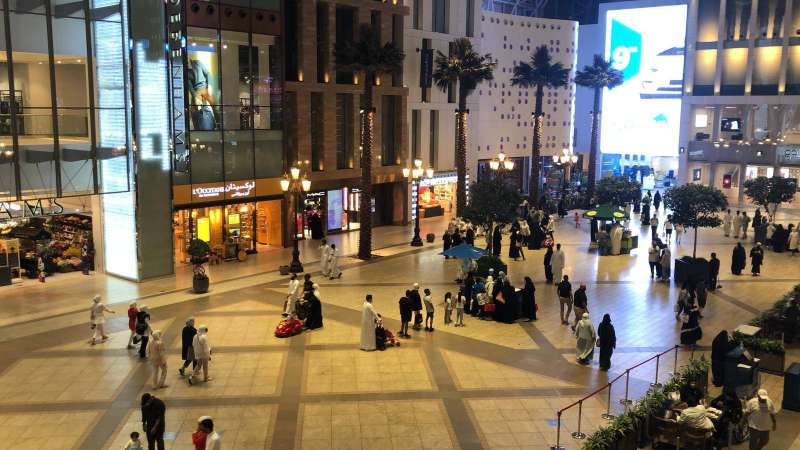 Malls are back to life after 8:00 pm