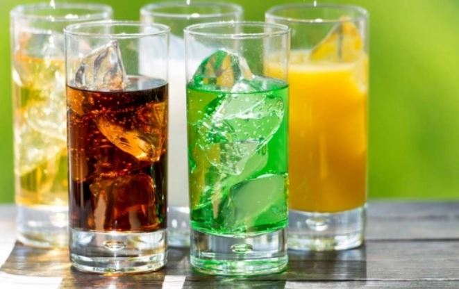 Education Ministry for banning soft drinks in schools
