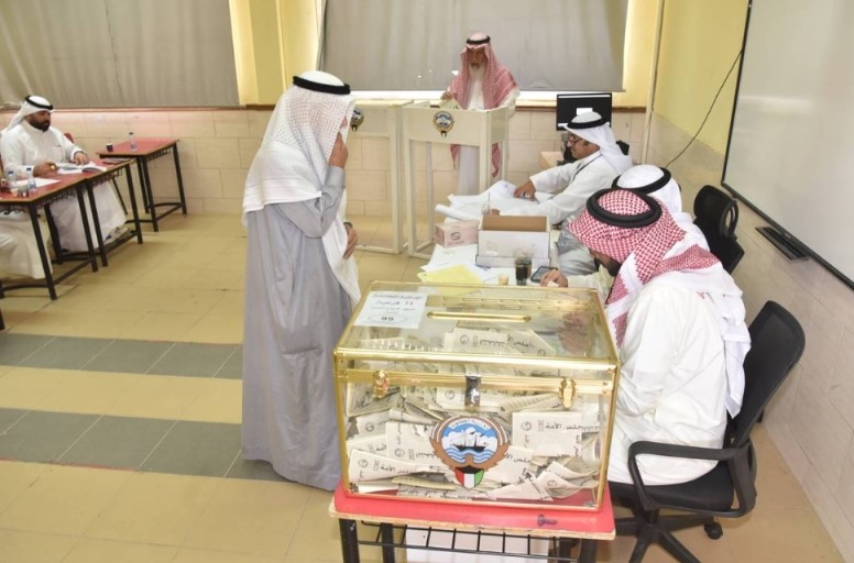 Kuwait goes to parliamentary polls today