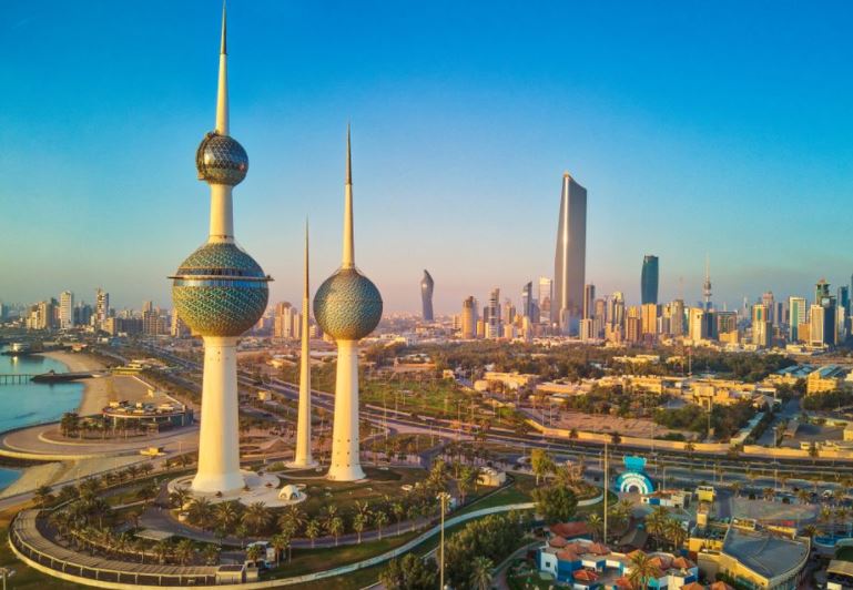 Kuwait  suspends all appointment, promotion, secondment job in government sector