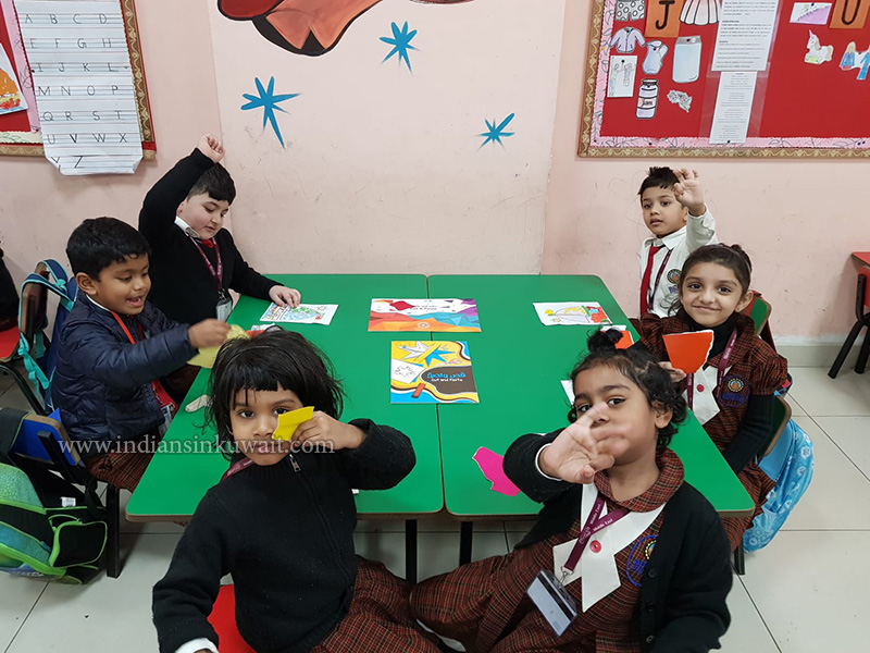  Bhavans SIS KG Wing Conducted Collage Making Competition